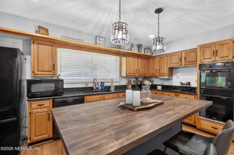 3909 San Bernado Drive, Jacksonville FL - photo 13 of 51