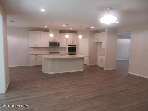2827 Copperwood Avenue, Orange Park FL - photo 9 of 56