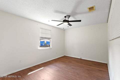 1227 Turtle Creek Drive, Jacksonville FL - photo 10 of 22