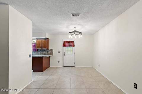 1227 Turtle Creek Drive, Jacksonville FL - photo 7 of 22