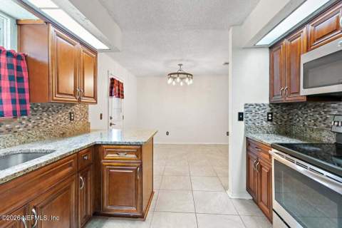 1227 Turtle Creek Drive, Jacksonville FL - photo 6 of 22