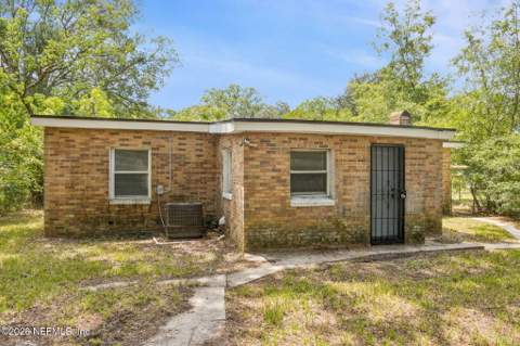 5811 Hollyhock Road, Jacksonville FL - photo 22 of 24