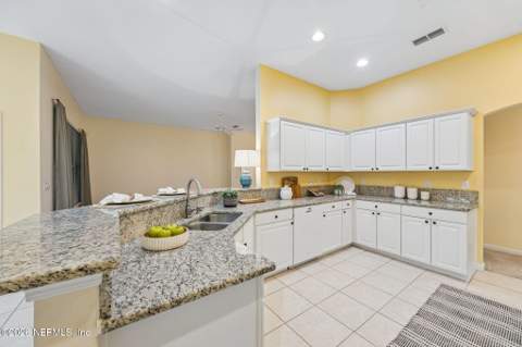 812 Westminster Drive, Orange Park FL - photo 11 of 66