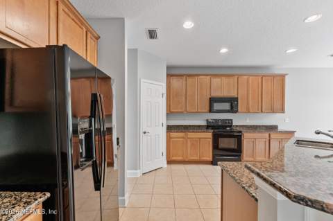 2356 Crooked Pine Lane, Fleming Island FL - photo 10 of 39