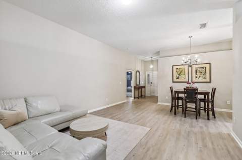 14030 Redrock Lake Drive, Jacksonville FL - photo 10 of 58