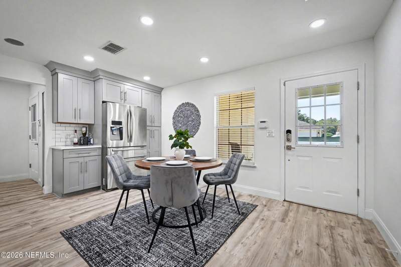 4 bedroom Single Family Residence at 11221 Stanley Steamer Lane, Sutton Lakes, Jacksonville — photo 5