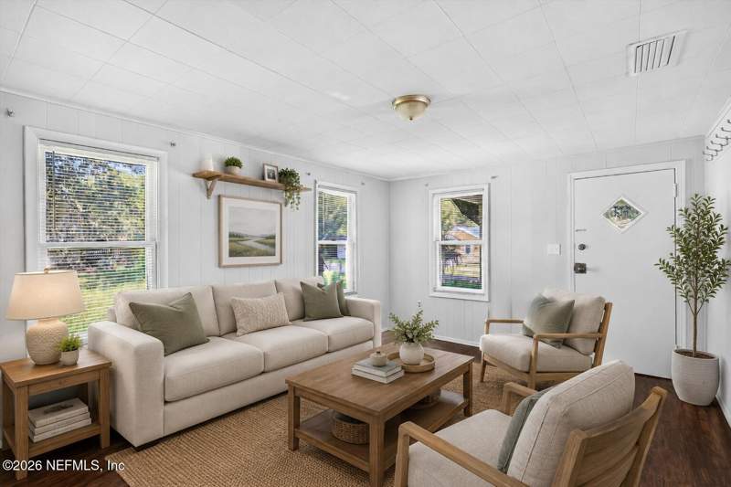3 bedroom Single Family Residence at 2372 2nd Avenue, River Hills Park, Jacksonville — photo 2