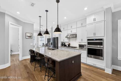 2052 Ernest Street, Jacksonville FL - photo 10 of 39
