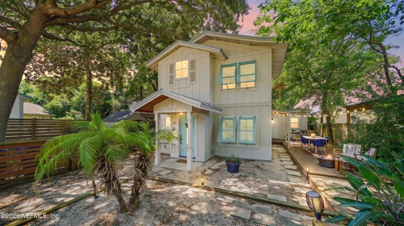 4 bedroom Single Family Residence at 541 Myra Street, Jacksonville Beach, Neptune Beach — photo 2