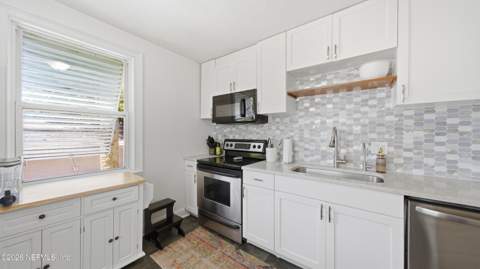 541 Myra Street, Neptune Beach FL - photo 14 of 48