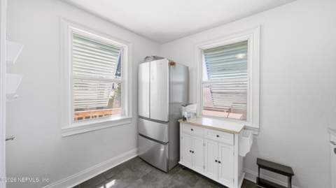 541 Myra Street, Neptune Beach FL - photo 15 of 48