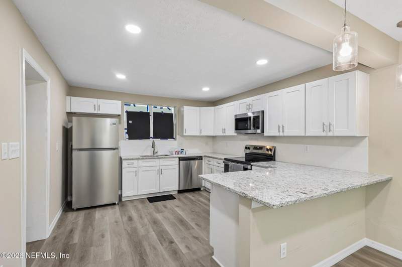 3 bedroom Single Family Residence at 1274 Lake Shore Boulevard, Cedarhurst, Jacksonville — photo 3