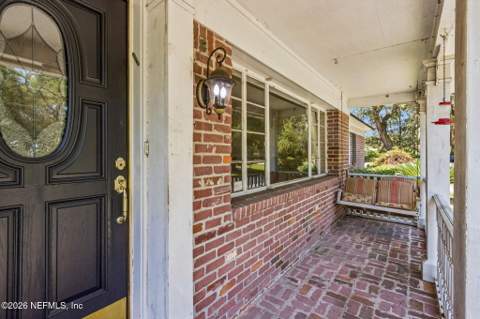 6450 Hyde Grove Avenue, Jacksonville FL - photo 6 of 45
