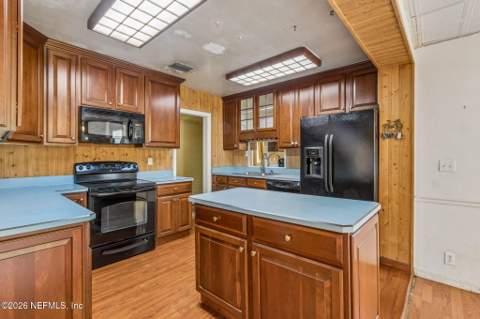 6450 Hyde Grove Avenue, Jacksonville FL - photo 16 of 45