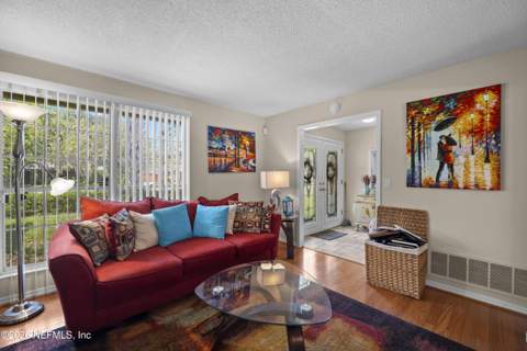 659 Tropical Parkway, Orange Park FL - photo 13 of 50