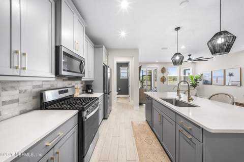 3447 Marsh Reserve Boulevard, Jacksonville FL - photo 6 of 33