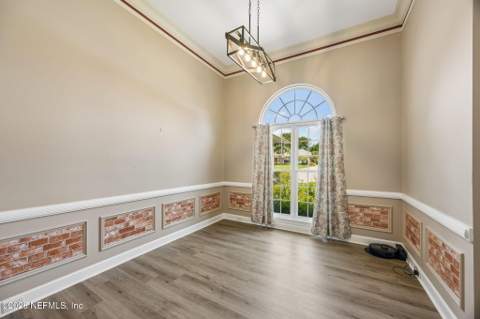 4528 Bay Harbour Drive, Jacksonville FL - photo 14 of 45