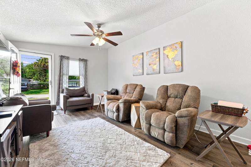 3 bedroom Single Family Residence at 905 St Johns Avenue, North Suburbs Green, Green Cove Springs — photo 5