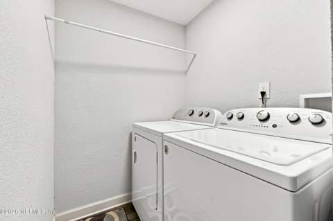 905 St Johns Avenue, Green Cove Springs FL - photo 15 of 45