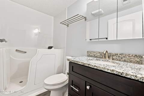 905 St Johns Avenue, Green Cove Springs FL - photo 17 of 45