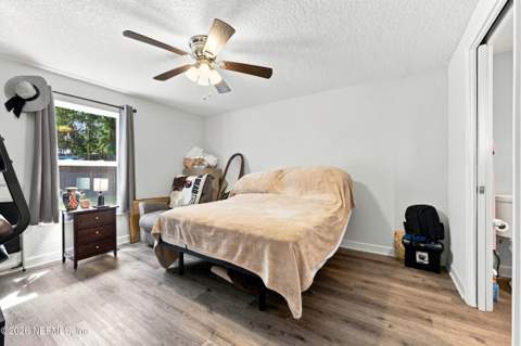905 St Johns Avenue, Green Cove Springs FL - photo 7 of 45