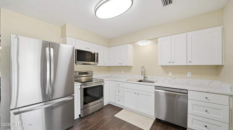 3 bedroom Single Family Residence at 360 SW Garden Street, Lakeview Highlands, Keystone Heights — photo 4
