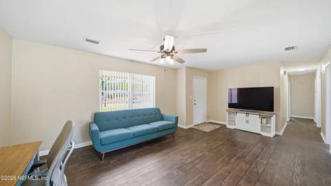 360 SW Garden Street, Keystone Heights FL - photo 7 of 47