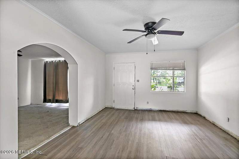 3 bedroom Single Family Residence at 1611 Howard Road, Howard Heights, Jacksonville — photo 2