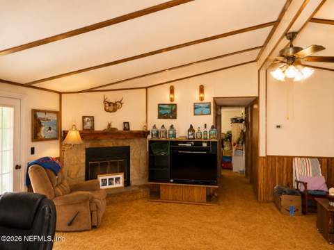 102 Goldenrod Lane, Palatka FL - photo 16 of 31