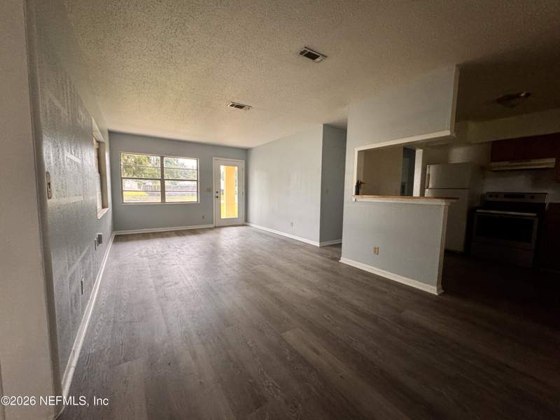 4 bedroom Single Family Residence at 2491 Montreal Street, Oak Harbor, Jacksonville — photo 2