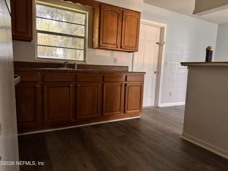 4 bedroom Single Family Residence at 2491 Montreal Street, Oak Harbor, Jacksonville — photo 5