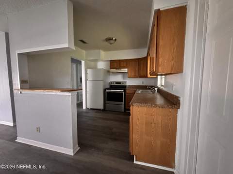 2491 Montreal Street, Jacksonville FL - photo 7 of 12