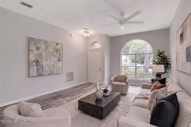 4 bedroom Single Family Residence at 3302 Guernsey Court, Sheffield Oaks, Jacksonville — photo 3