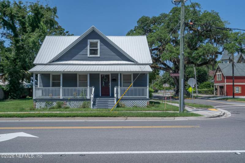 2 bedroom Single Family Residence at 101 S 8th Street, City Of Fernandina Beach, Fernandina Beach — photo 2
