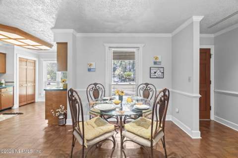 5367 Secluded Oaks Lane, Jacksonville FL - photo 10 of 57