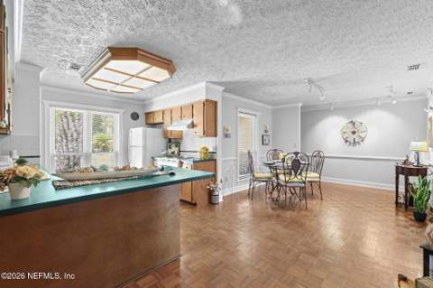 5367 Secluded Oaks Lane, Jacksonville FL - photo 14 of 57