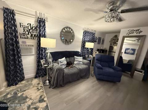 325 Chestnut Drive, Jacksonville FL - photo 11 of 12