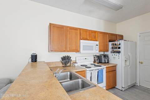 480 Sherwood Oaks Drive, Orange Park FL - photo 12 of 39