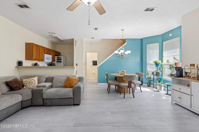 3 bedroom Townhouse at 480 Sherwood Oaks Drive, Plantation Village, Orange Park — photo 5