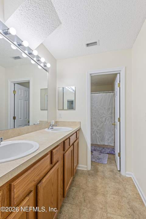 480 Sherwood Oaks Drive, Orange Park FL - photo 18 of 39