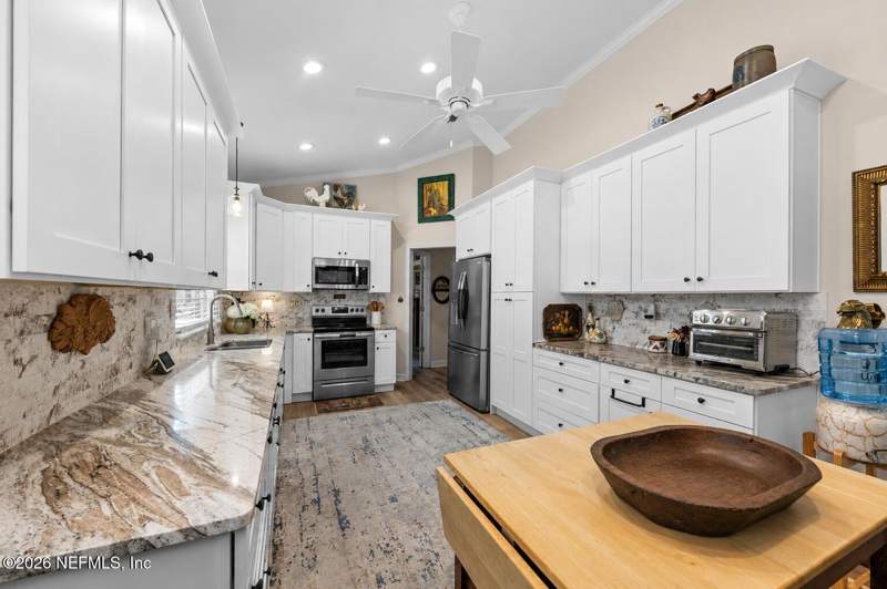 3 bedroom Single Family Residence at 1529 Stonebriar Road, Magnolia Point Golf, Green Cove Springs — photo 4