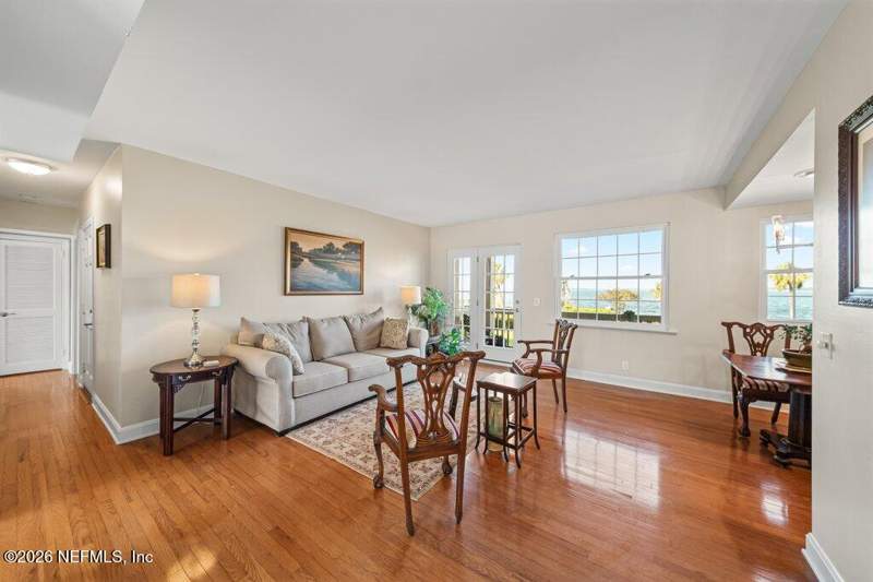 2 bedroom Condominium at 837 Lasalle Street #837/839, The Alexandria, Jacksonville — photo 4