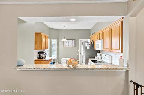 2959 Majestic Oaks Lane, Green Cove Springs FL - photo 9 of 32