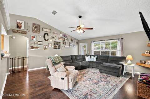 2959 Majestic Oaks Lane, Green Cove Springs FL - photo 12 of 32