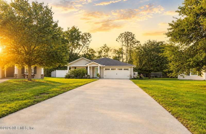 3 bedroom Single Family Residence at 6983 Loris Lane, Forest Hideaway, Jacksonville — photo 3