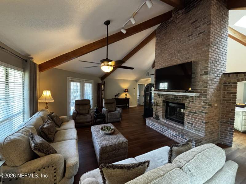 3 bedroom Single Family Residence at 10645 St Marys Circle, St Marys River Est, Macclenny — photo 3