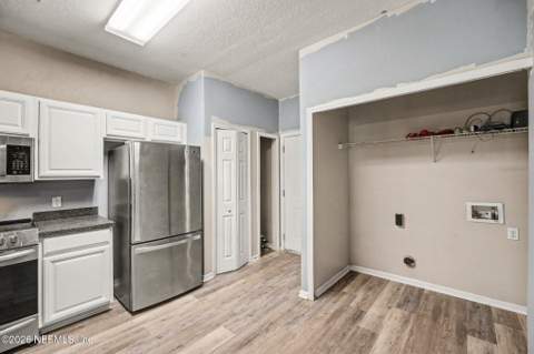 4763 Playpen Drive, Jacksonville FL - photo 10 of 28
