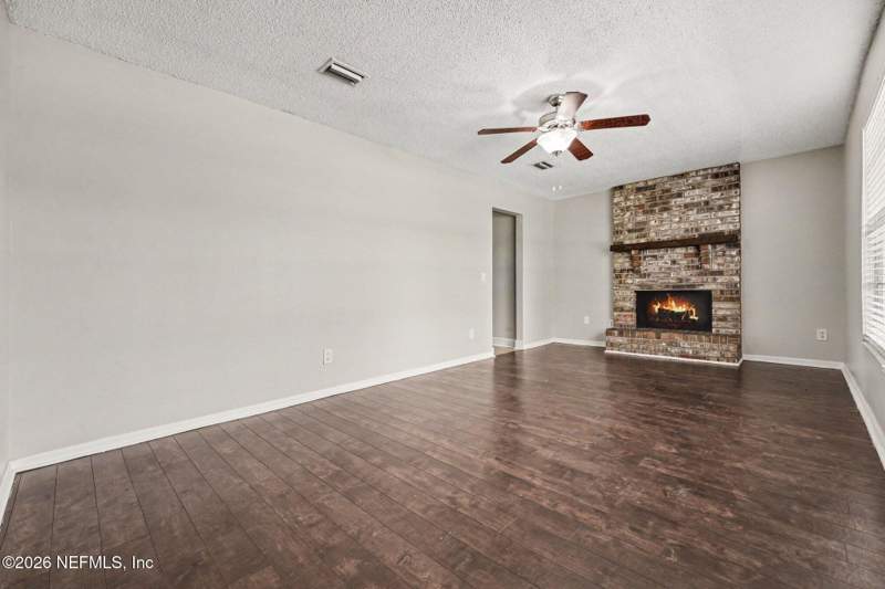 3 bedroom Single Family Residence at 1741 Laura Ann Lane, Grove Park, Orange Park — photo 4