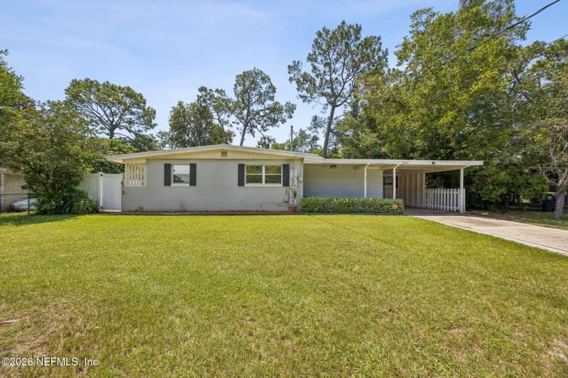 3 bedroom Single Family Residence at 7904 Cezanne Drive, Normandy Village, Jacksonville — photo 3