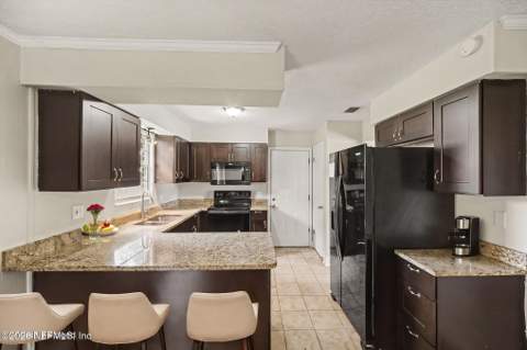 1741 Laura Ann Lane, Orange Park FL - photo 8 of 20